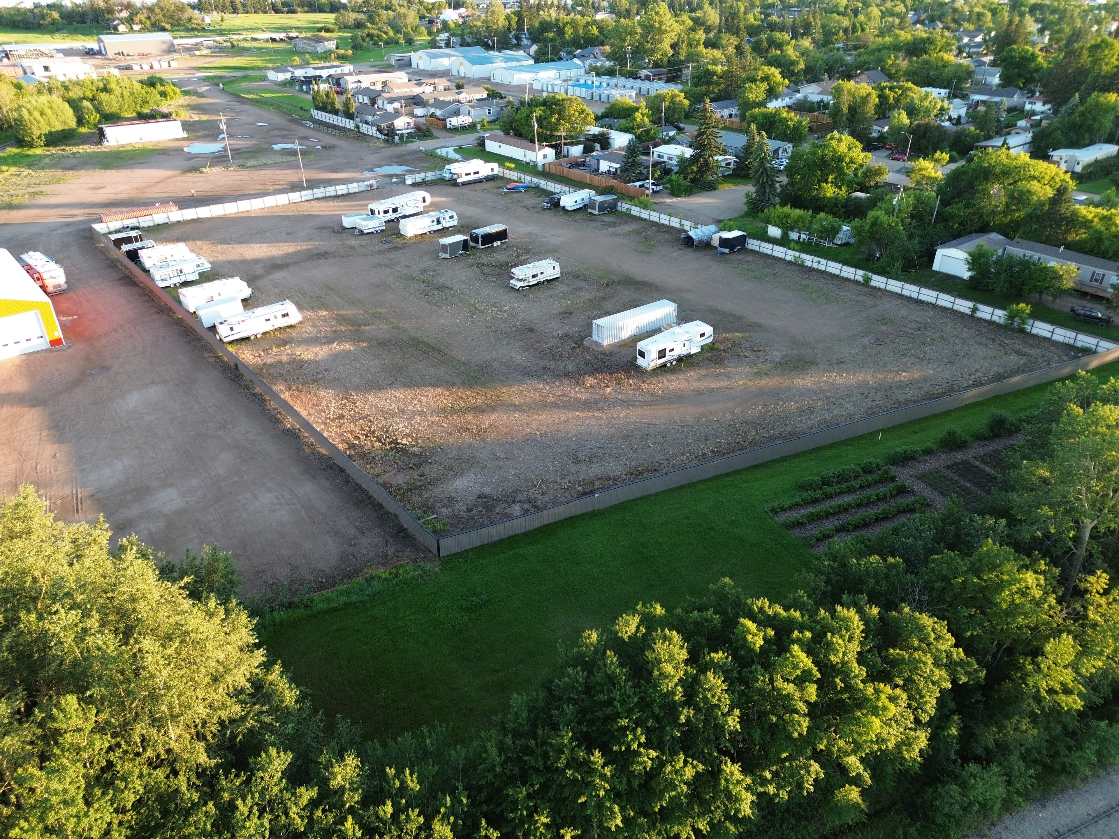 Railway Storage property in Stettler